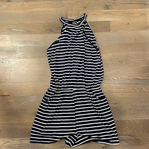 NWOT Striped romper with pockets